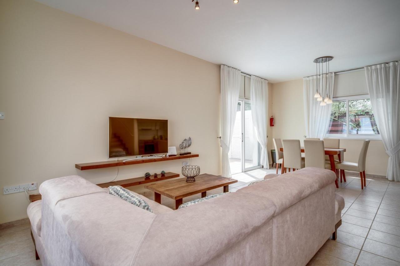 Amphitrite Villa Paralimni Ngoại thất bức ảnh