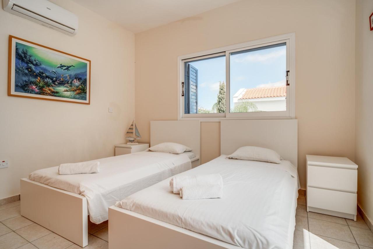 Amphitrite Villa Paralimni Ngoại thất bức ảnh
