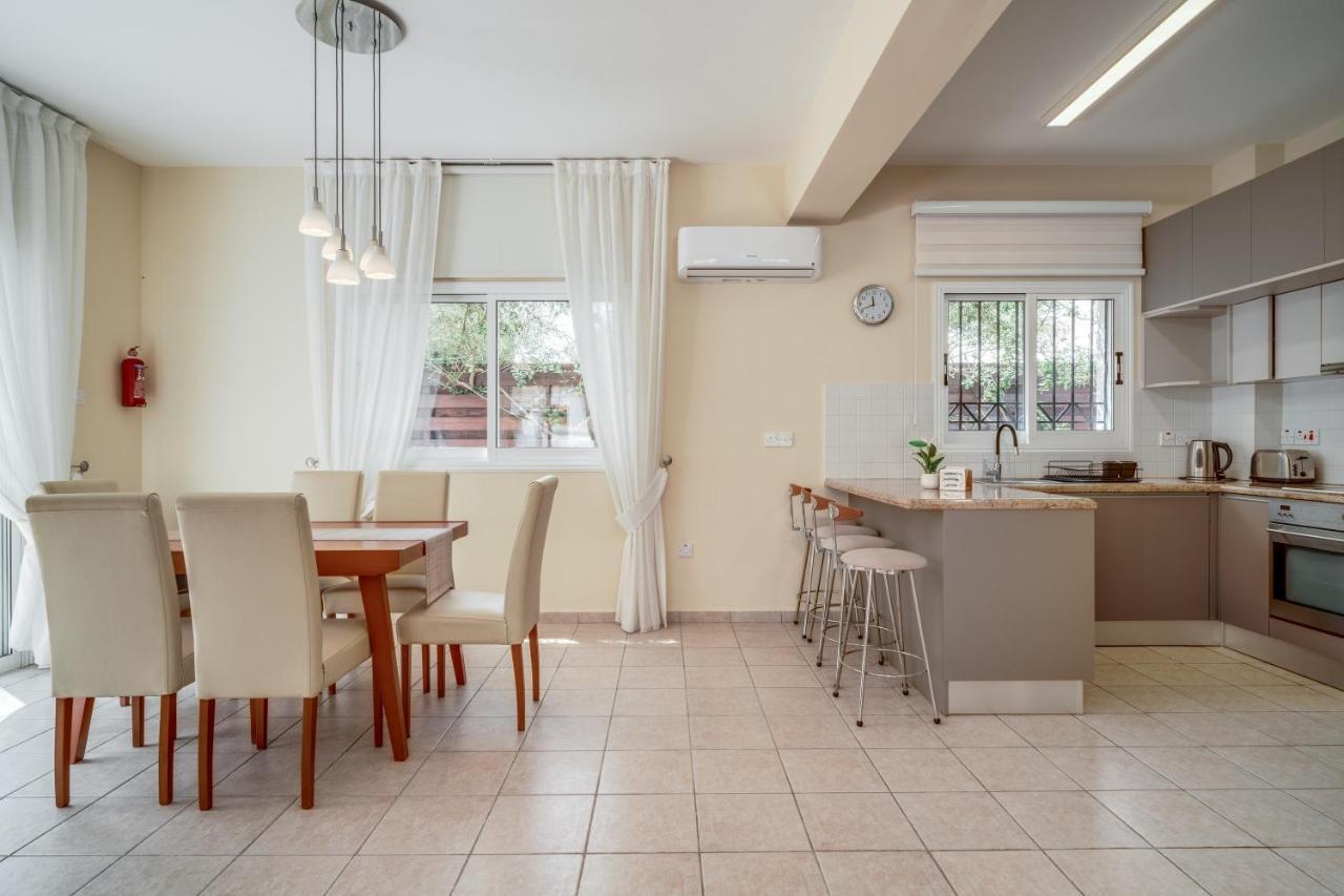 Amphitrite Villa Paralimni Ngoại thất bức ảnh