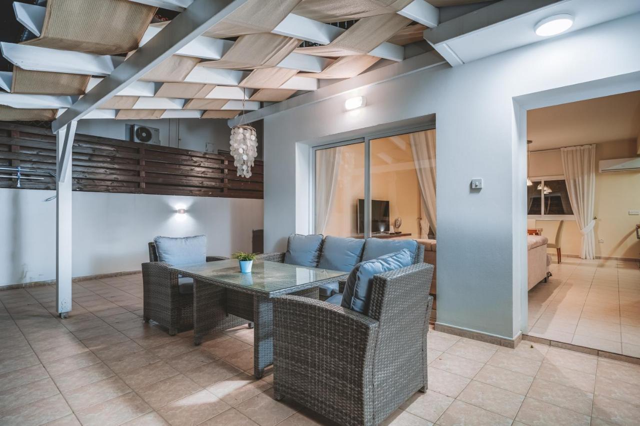 Amphitrite Villa Paralimni Ngoại thất bức ảnh