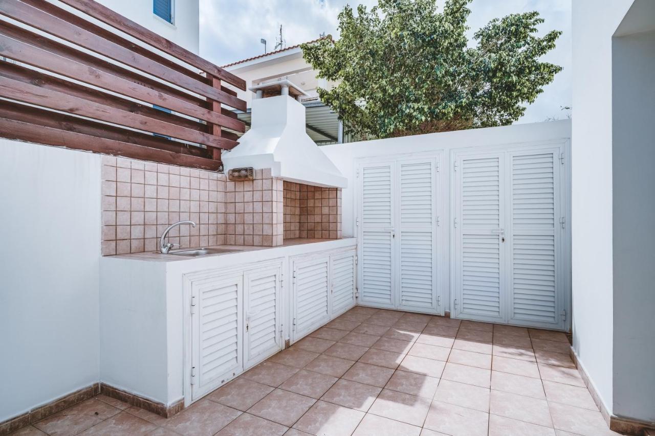 Amphitrite Villa Paralimni Ngoại thất bức ảnh