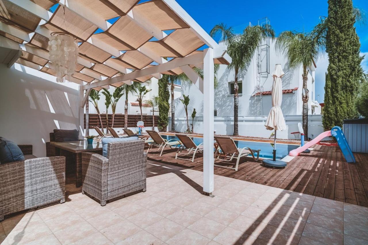 Amphitrite Villa Paralimni Ngoại thất bức ảnh
